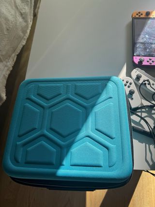 Nintendo Switch OLED Blanca + 4 Mandos + Juego