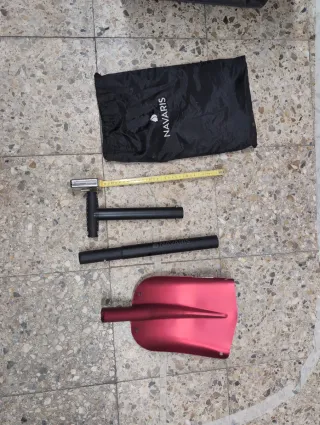 Pala de nieve NAVARIS plegable