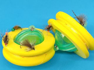 Aparejos de pesca (buldo) con moscas