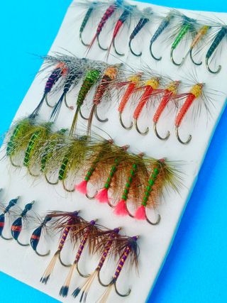 32 Moscas para Pesca de Trucha