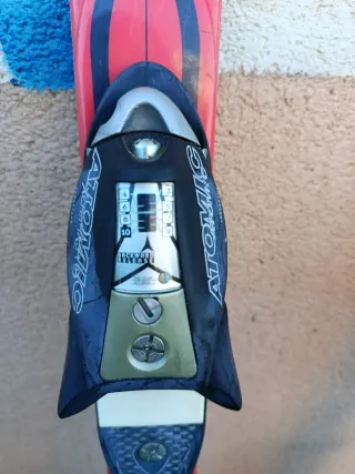 Esquís Rossignol medidas 180cm. buen estado