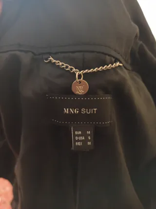 Gabardina Mango Negra Talla M