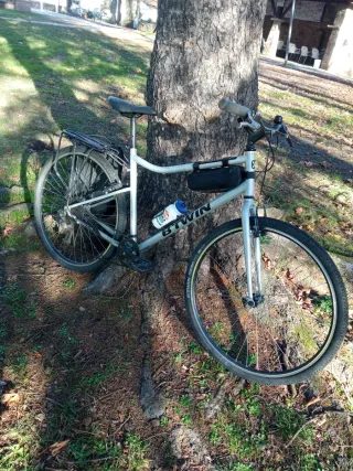 Bicicleta Decathlon.