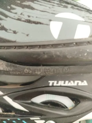 Patines en línea negros y azules para niños