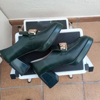 Zapatos Hispanitas Tacón Verde Oscuro