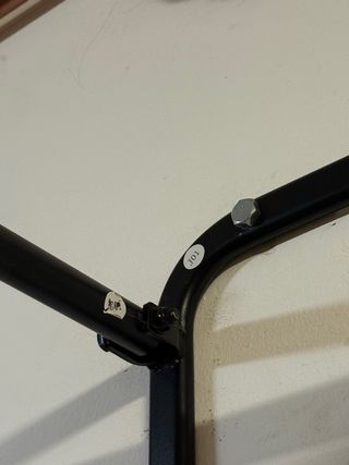 Barra dominadas Decathlon. Utilizada < 10 veces.