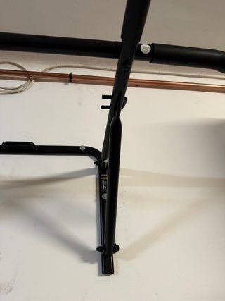 Barra dominadas Decathlon. Utilizada < 10 veces.