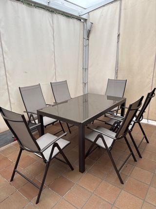 Conjunto mesa extensible y 6 sillas exterior