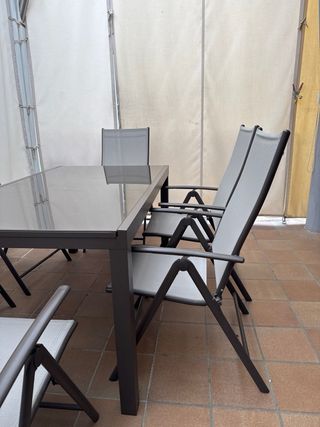 Conjunto mesa extensible y 6 sillas exterior