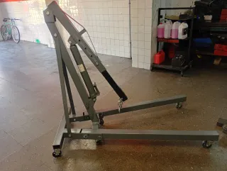 Grúa Hidráulica Taller