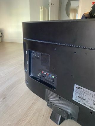 Televisor Samsung Negro (sin mando)
