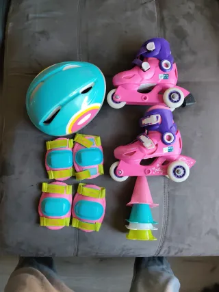 Patines Talla 26-28 + Casco y Protecciones