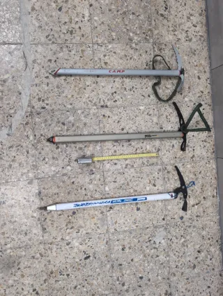 Piolet CAMP, Petzl y Simond