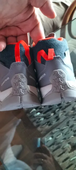 Botas de montaña Quechua