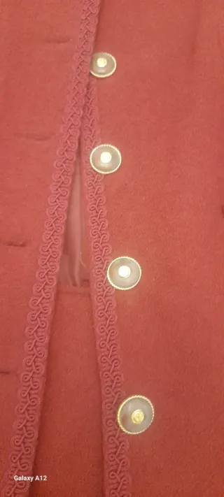 Conjunto chaqueta y falda rojo