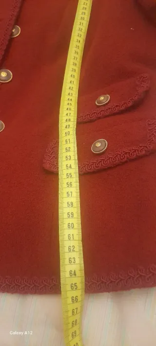 Conjunto chaqueta y falda rojo