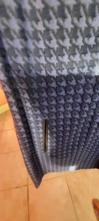 Scamiciato Pinko violetto e nero