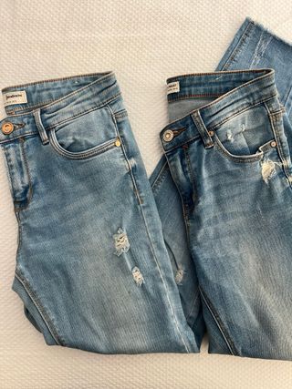 Lote 2 Vaqueros Skinny Stradivarius Talla 36