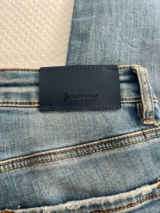 Lote 2 Vaqueros Skinny Stradivarius Talla 36