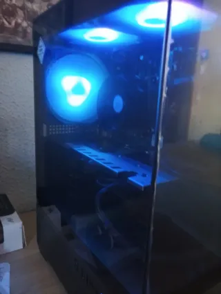 PC Gaming i5 8400 RX 580 8GB