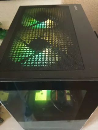 PC Gaming i5 8400 RX 580 8GB