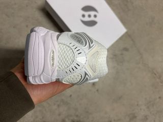 Saucony Pro Grid Omni 9 Plata/Blanco Talla 42