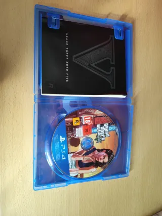 Confezione 3 Videogiochi PS4 FIFA 18, GTA V, Tekken 7