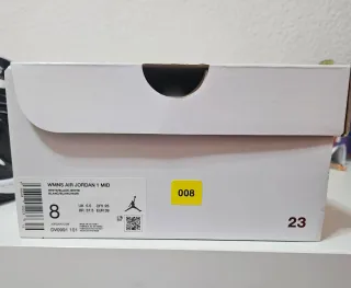 Nike Air Jordan 1 Mid Mujer