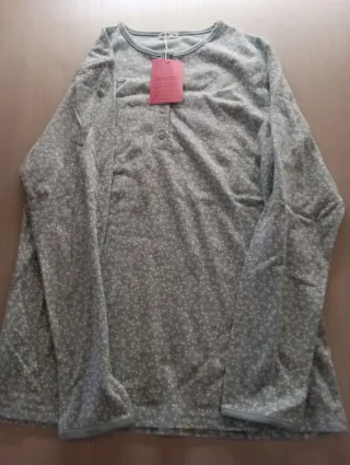 Pijama verde estampado floral