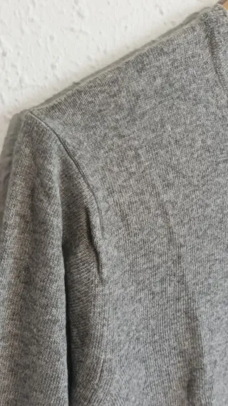 Jersey Zara Gris Cuello Redondo