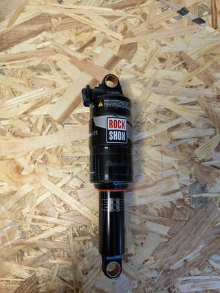 RockShox Monarch RT3 Debon Air 200x51