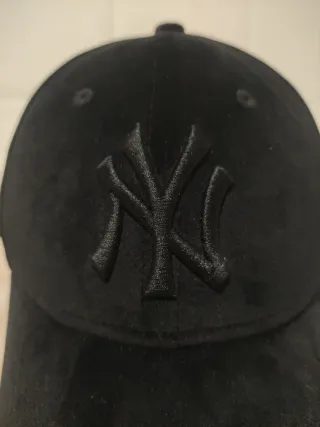 Gorra NY Terciopelo Negra