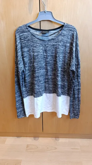 Camiseta VILA bicolor gris y blanca