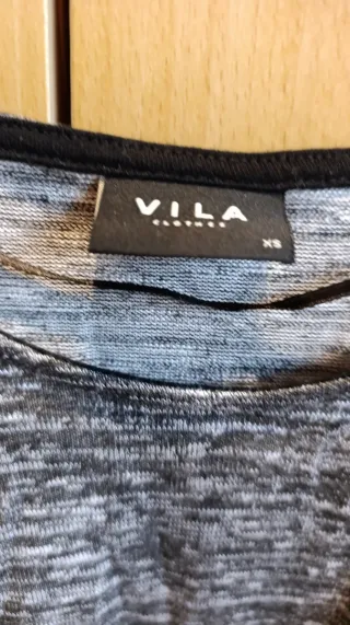 Camiseta VILA bicolor gris y blanca