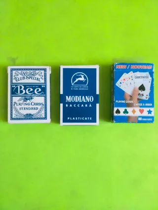 Lotto 3 mazzi carte poker, baccarà e 5 semi