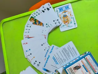 Lotto 3 mazzi carte poker, baccarà e 5 semi