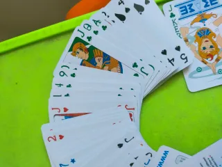 Lotto 3 mazzi carte poker, baccarà e 5 semi