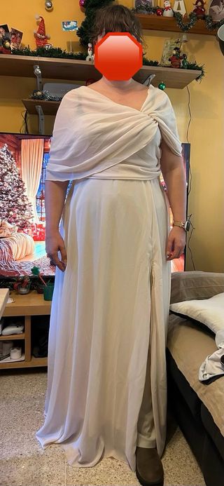 Vestido de gala beige