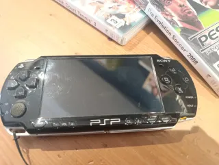 PSP 2004 Piano Black + 3 Juegos originales