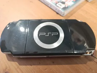 PSP 2004 Piano Black + 3 Juegos originales