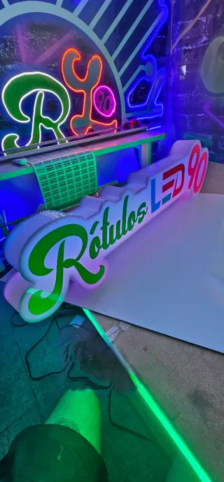 637148981 rotulos neon carteles vinilos