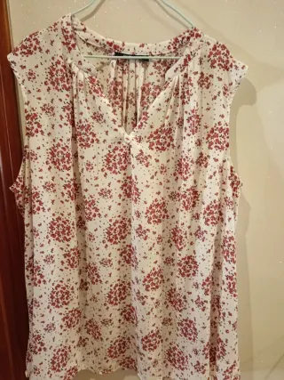 Blusa sin mangas flores talla grande