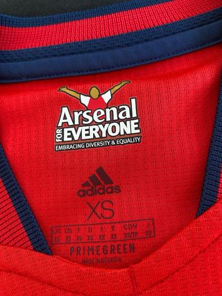 Camiseta Arsenal 21-22. Talla XS