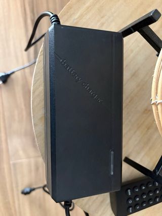 Cargador Patinete Eléctrico