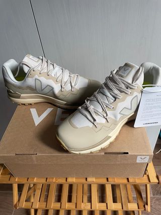 Scarpe Veja Fitz Roy Trek-Shell Beige/Bianco