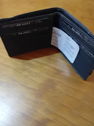 Cartera tarjetero marrón con goma