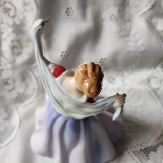 🇬🇧 Figura Royal Doulton June