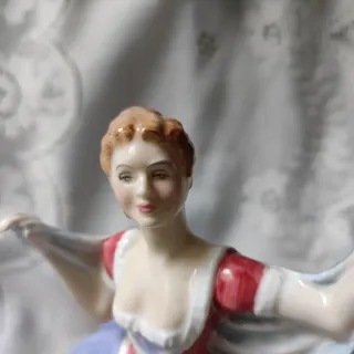 🇬🇧 Figura Royal Doulton June
