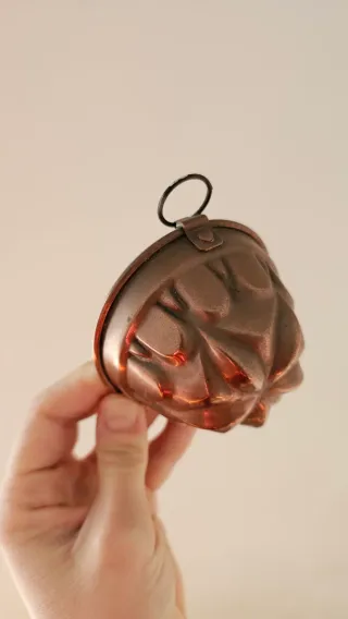 Stampo in rame antico da appendere