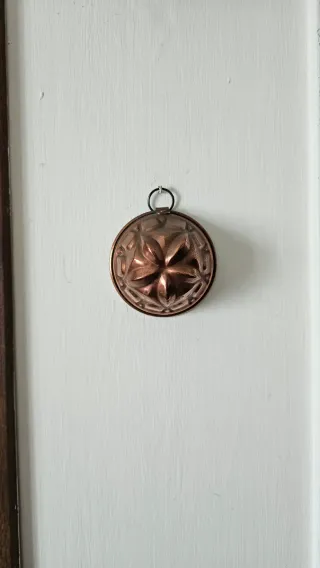 Stampo in rame antico da appendere